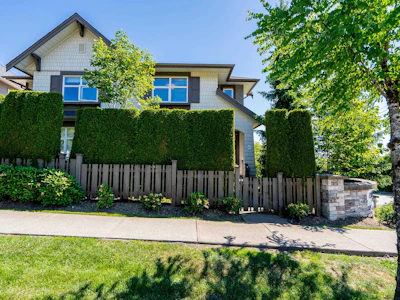 10-3400 Devonshire Avenue - 2