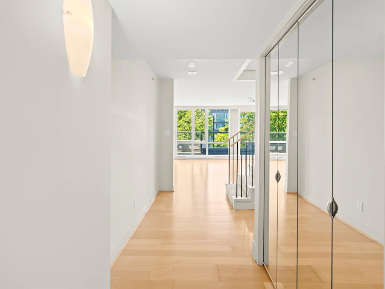 206-560 Nicola Street, Vancouver, BC, V6G 3J7 - 3