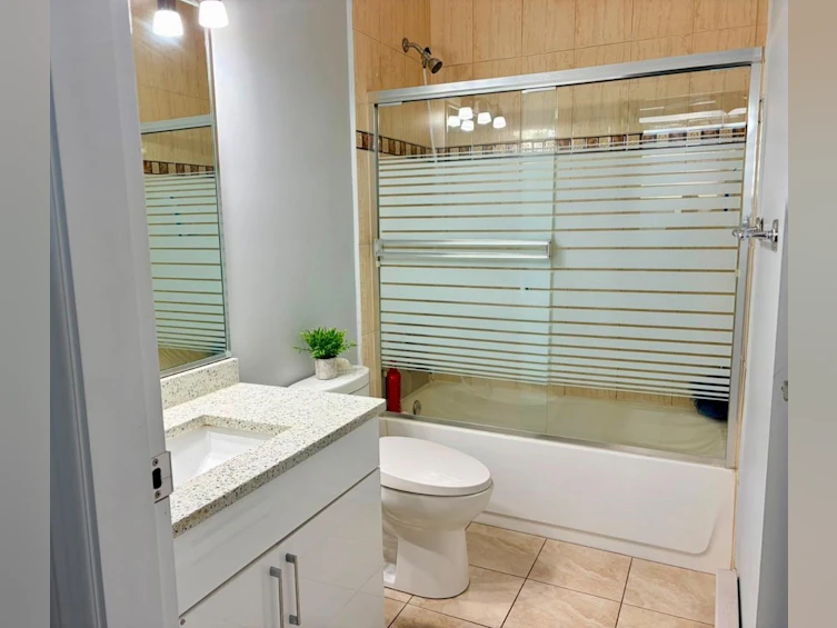 203-6460 Main Street, Vancouver, BC, V5W 2V4 - 5