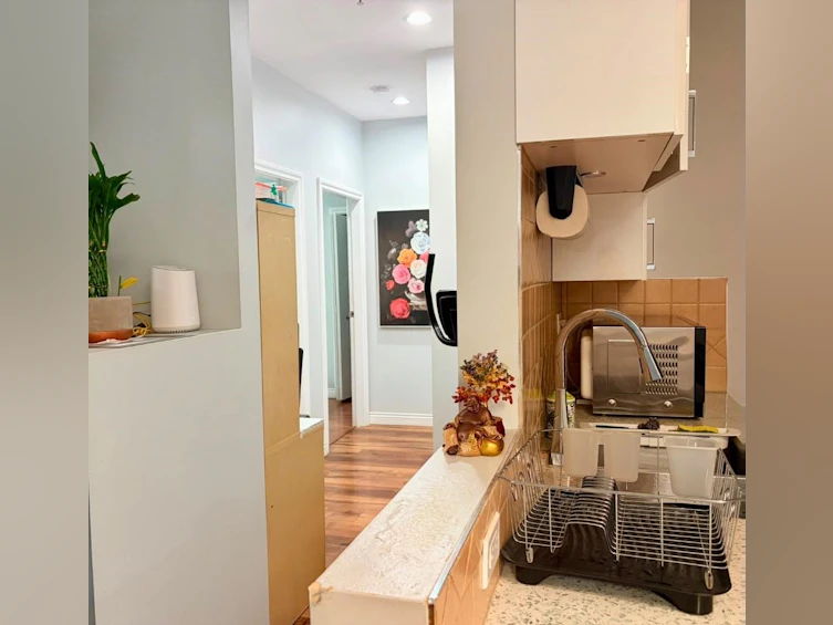 203-6460 Main Street, Vancouver, BC, V5W 2V4 - 2