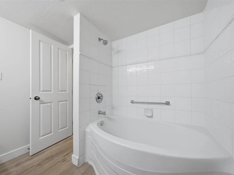 212-1428 Parkway Boulevard, Coquitlam, BC, V3E 3L8 - 15