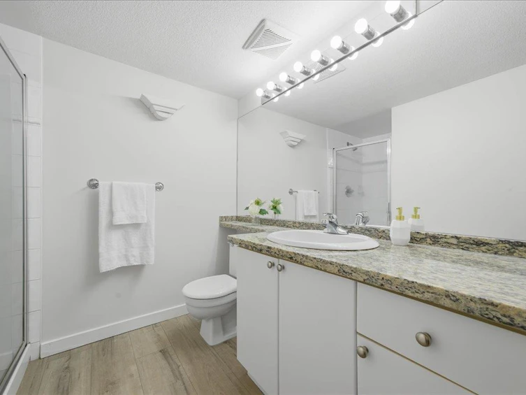 212-1428 Parkway Boulevard, Coquitlam, BC, V3E 3L8 - 18