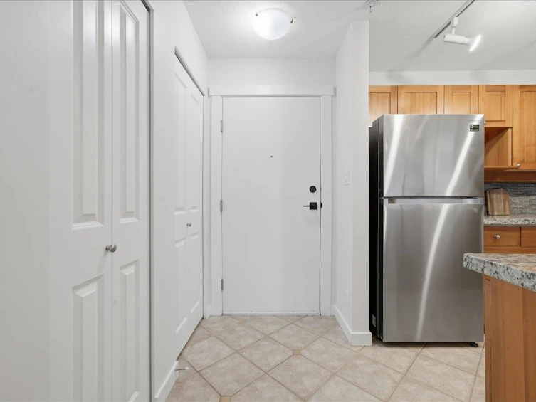 212-1428 Parkway Boulevard, Coquitlam, BC, V3E 3L8 - 10