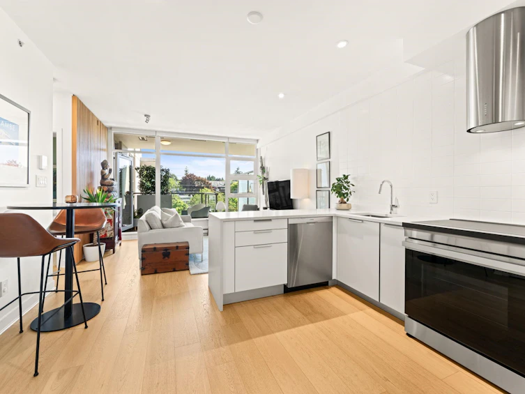 401-1808 W 1st Avenue, Vancouver, BC, V6J 0B3 - 7