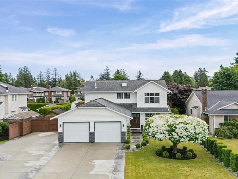 6914 Gleneden Street, Chilliwack BC V2R 2T2