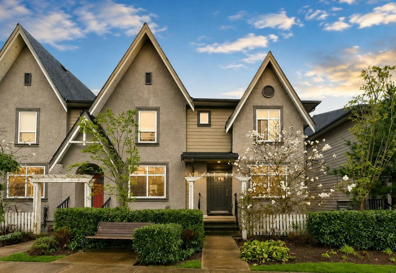 21065 80 Avenue, Langley, BC, V2Y 0J4