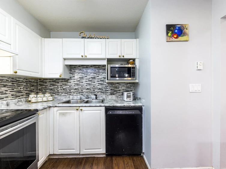 118-8068 120a Street, Surrey, BC, V3W 3P3 - 11