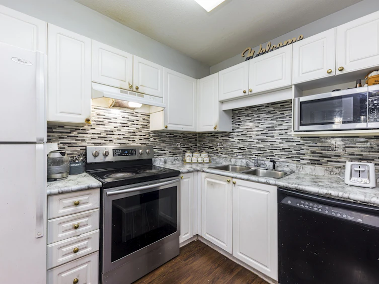 118-8068 120a Street, Surrey, BC, V3W 3P3 - 13
