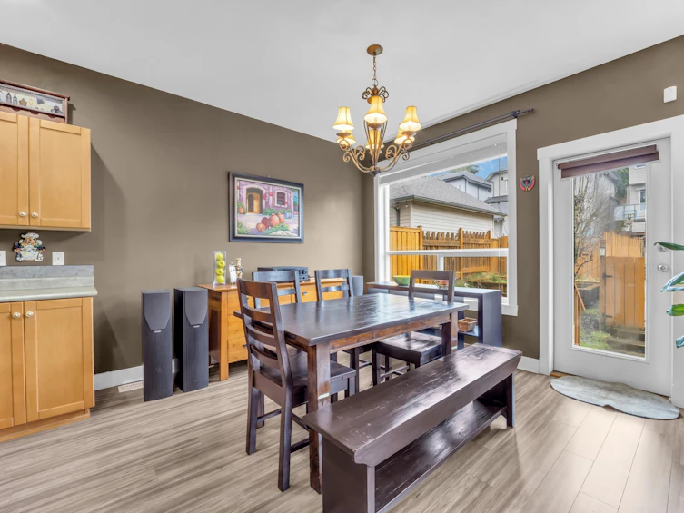 10328 243a Street, Maple Ridge, BC, V2W 2C7 - 11