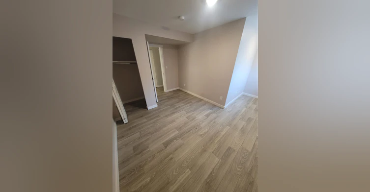 lower-15924 Buena Vista Avenue, Surrey, BC, V4B 2A4 - 10