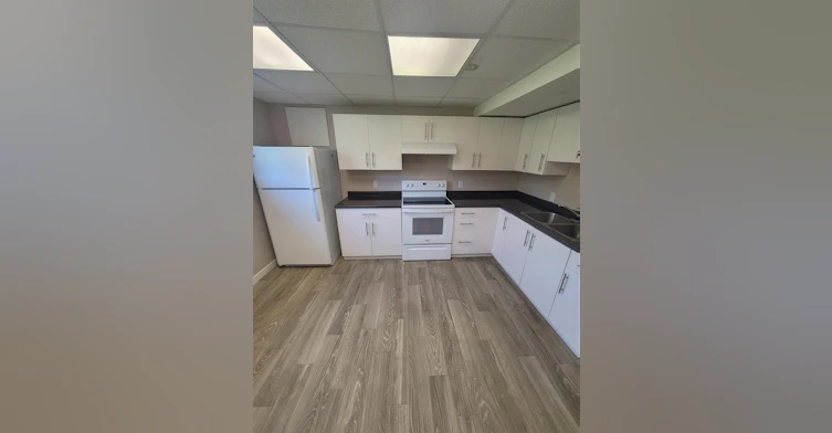 lower-15924 Buena Vista Avenue, Surrey, BC, V4B 2A4 - 7