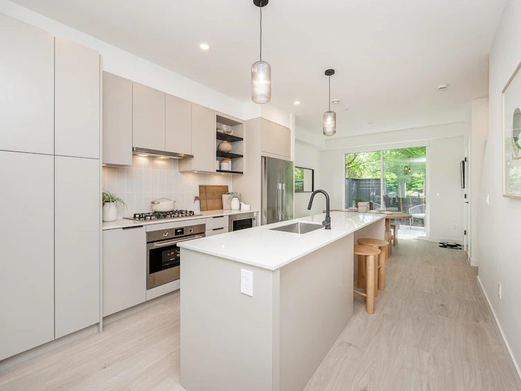 130-921 Grant Street, Coquitlam, BC, V3J 0S2