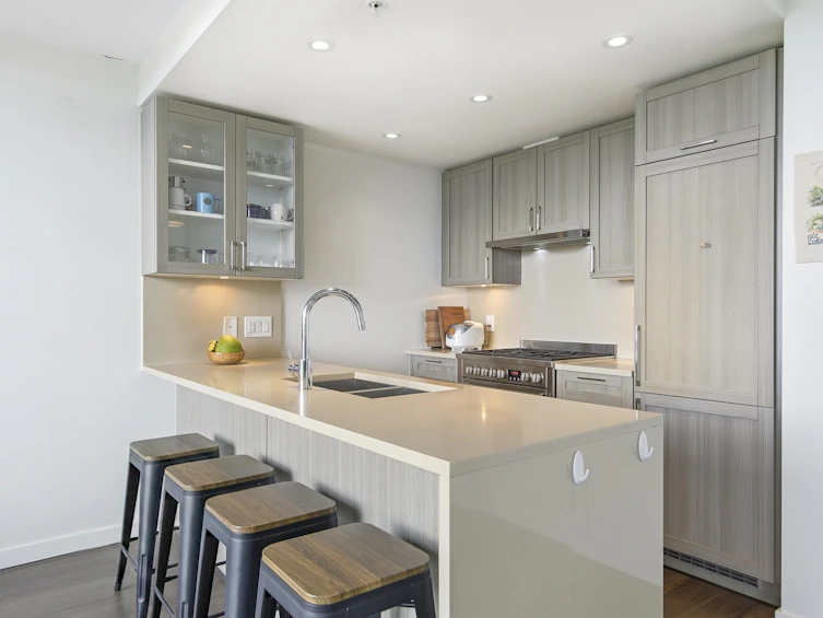1104-5665 Boundary Road, Vancouver, BC, V5R 0E4 - 10