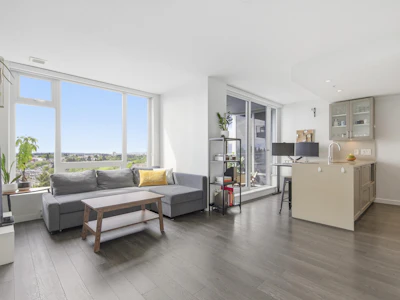 1104-5665 Boundary Road - 2