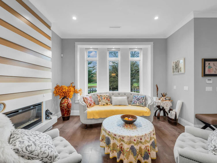 4217 W 16th Avenue, Vancouver, BC, V6R 3E5 - 4