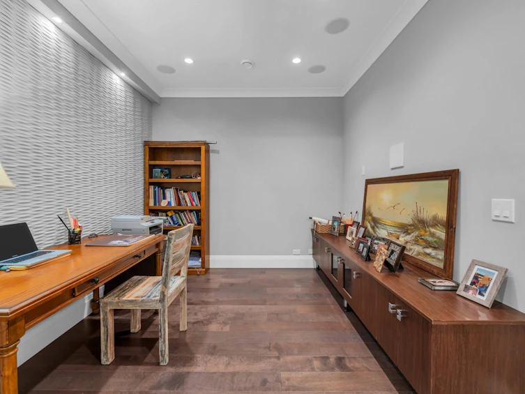 4217 W 16th Avenue, Vancouver, BC, V6R 3E5 - 31