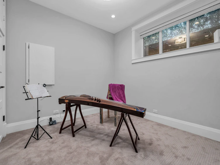 4217 W 16th Avenue, Vancouver, BC, V6R 3E5 - 33