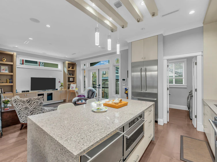 4217 W 16th Avenue, Vancouver, BC, V6R 3E5 - 16