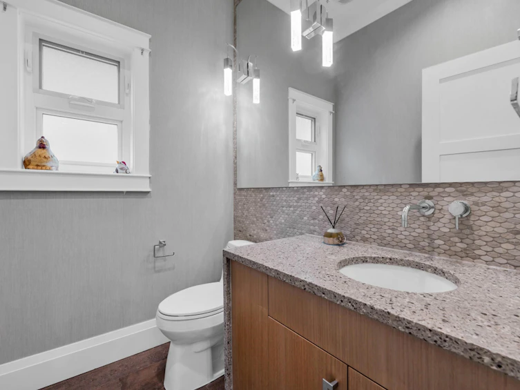 4217 W 16th Avenue, Vancouver, BC, V6R 3E5 - 29