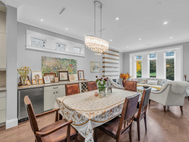 4217 W 16th Avenue, Vancouver, BC, V6R 3E5 - 8