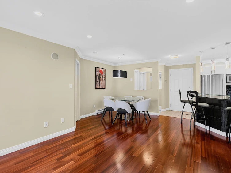 205-15140 29a Avenue, Surrey, BC, V4P 3B1 - 15