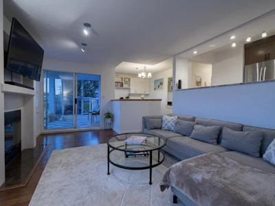 202-2440 Haywood Avenue - 5