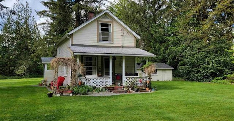 27369 Bell Avenue, Maple Ridge, BC, V2W 1R7