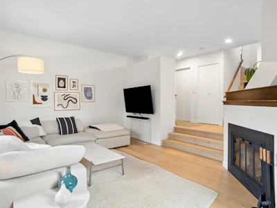2421 Trafalgar Street - 4