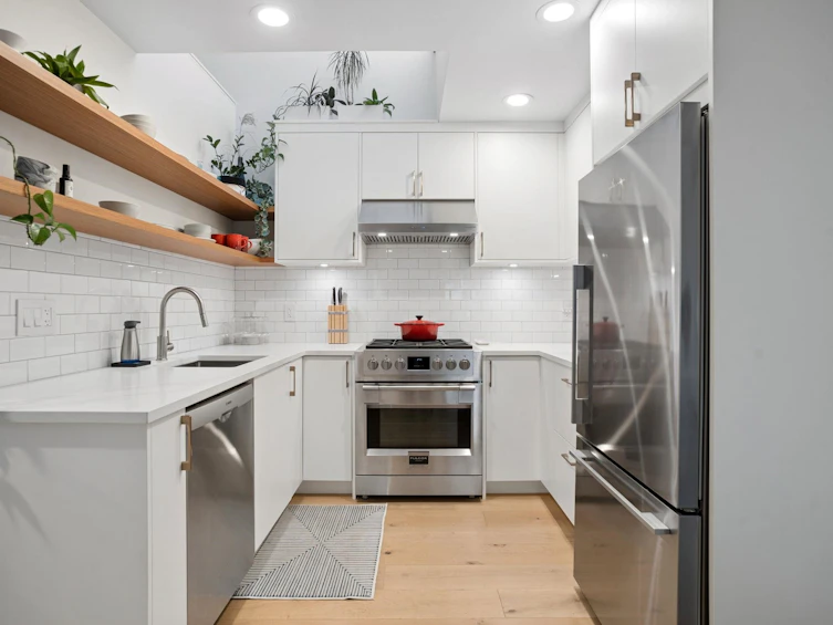 2421 Trafalgar Street, Vancouver, BC, V6K 3T2 - 17