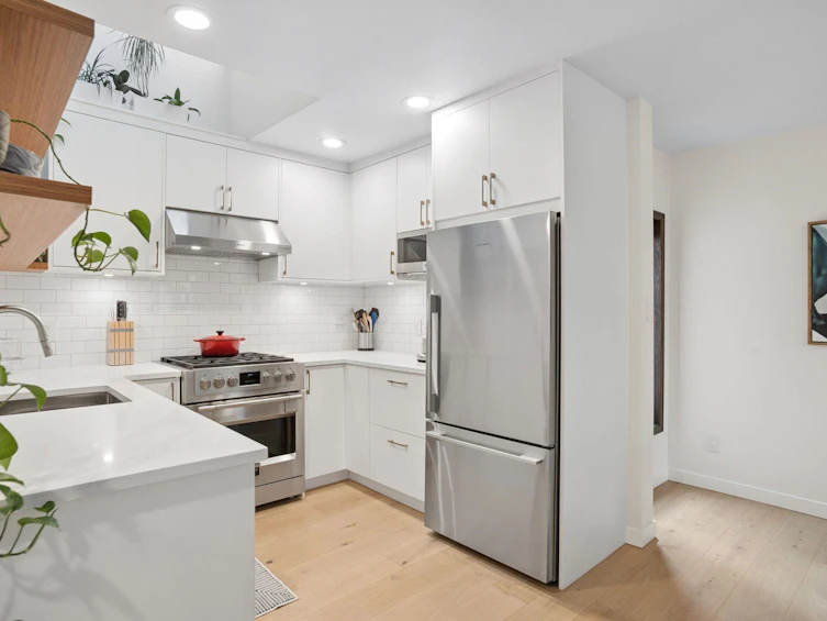 2421 Trafalgar Street, Vancouver, BC, V6K 3T2 - 16