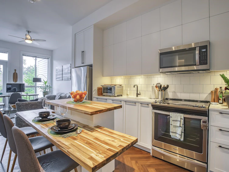 406-14968 101a Avenue, Surrey, BC, V3R 0E8 - 7