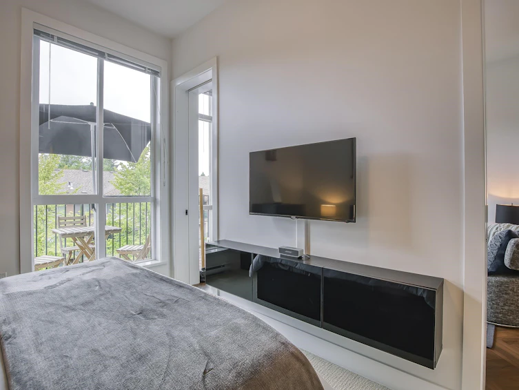 406-14968 101a Avenue, Surrey, BC, V3R 0E8 - 10