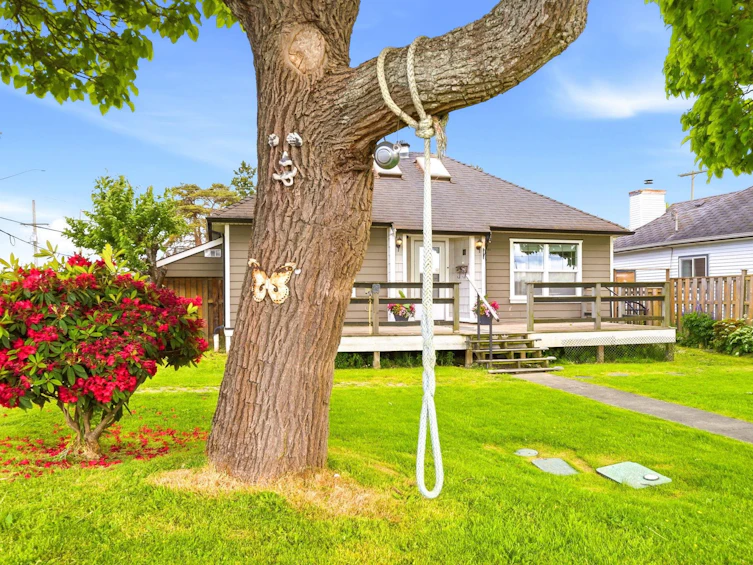 11 Catalina Crescent, Richmond, BC, V7B 1C9 - 13