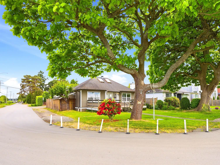 11 Catalina Crescent, Richmond, BC, V7B 1C9 - 11