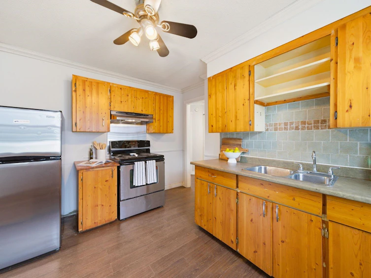 11 Catalina Crescent, Richmond, BC, V7B 1C9 - 24