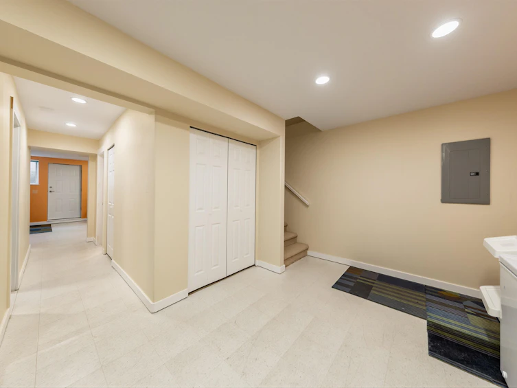 15186 61a Avenue, Surrey, BC, V3S 5J7 - 30