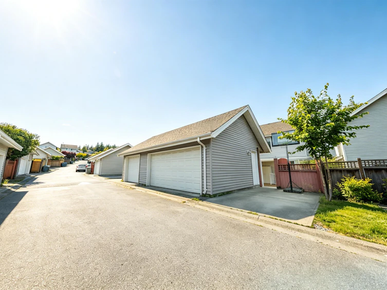 15186 61a Avenue, Surrey, BC, V3S 5J7 - 18