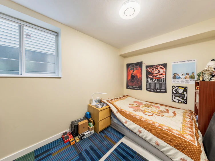 15186 61a Avenue, Surrey, BC, V3S 5J7 - 35