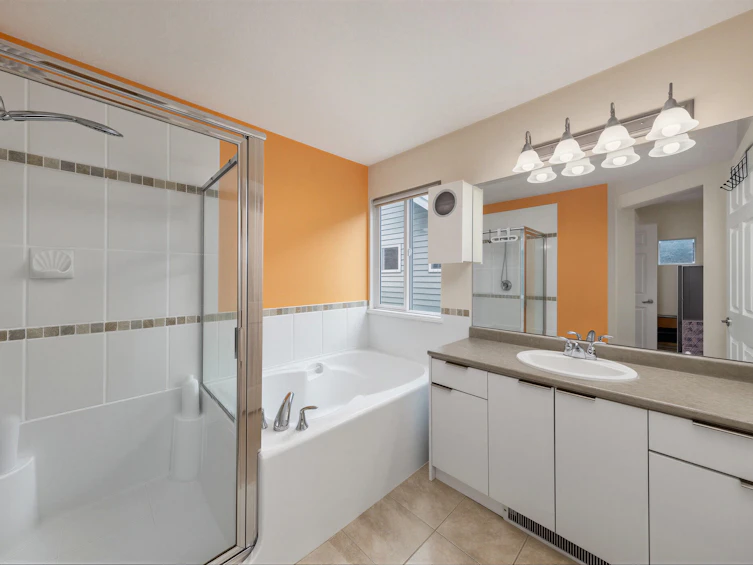 15186 61a Avenue, Surrey, BC, V3S 5J7 - 22