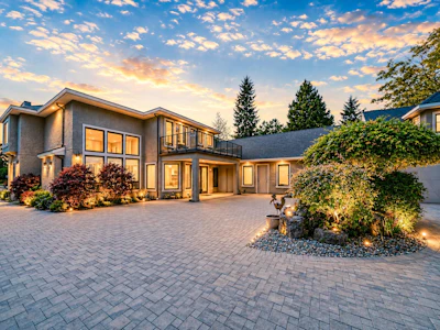 4751 Granville Avenue - 3