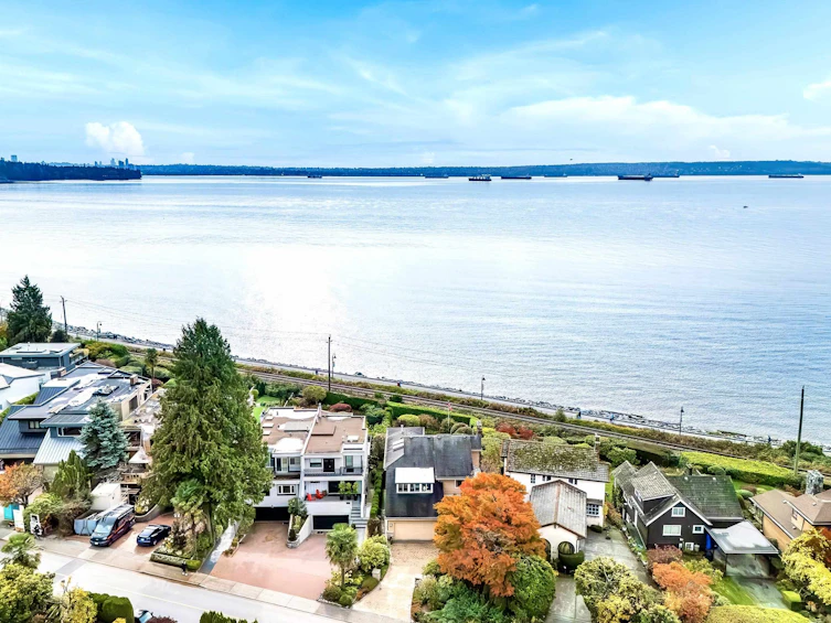 2328 Bellevue Avenue, West Vancouver, BC, V7V 1C8 - 38