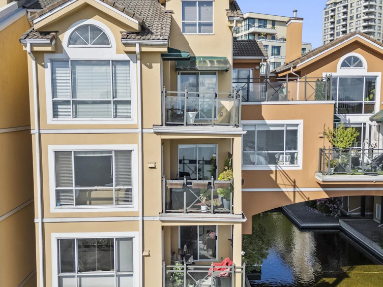 312-6 Renaissance Square, New Westminster, BC, V3M 6N8 - 29