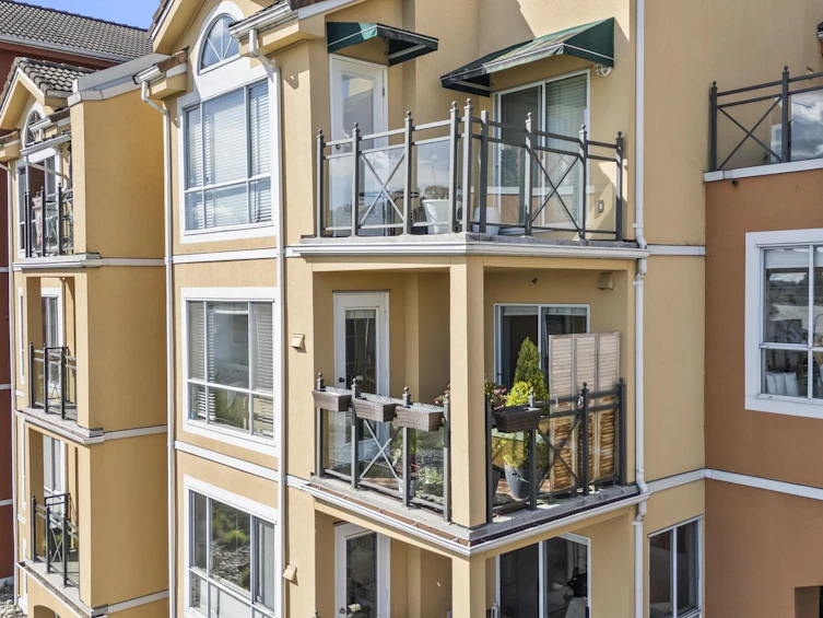 312-6 Renaissance Square, New Westminster, BC, V3M 6N8 - 30