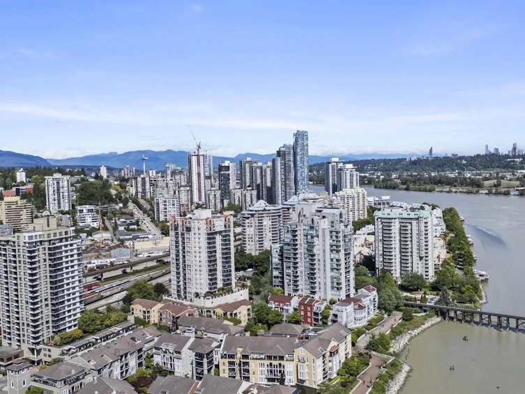 312-6 Renaissance Square, New Westminster, BC, V3M 6N8 - 33