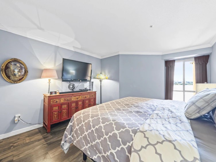 312-6 Renaissance Square, New Westminster, BC, V3M 6N8 - 13