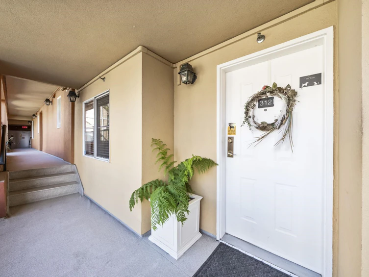 312-6 Renaissance Square, New Westminster, BC, V3M 6N8 - 19