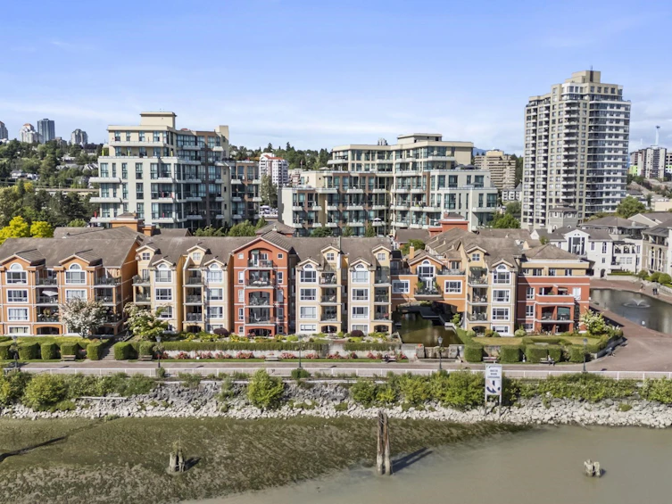 312-6 Renaissance Square, New Westminster, BC, V3M 6N8 - 26