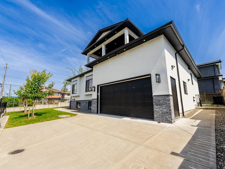 7419 1st Street, Burnaby, BC, V3N 3S9 - 36