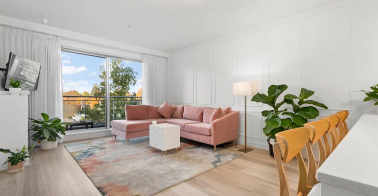 421-3333 Main Street, Vancouver, BC, V5V 3M8 - 4