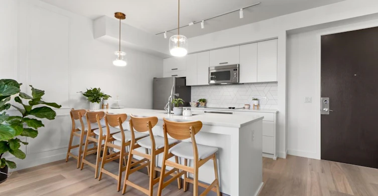 421-3333 Main Street, Vancouver, BC, V5V 3M8 - 9
